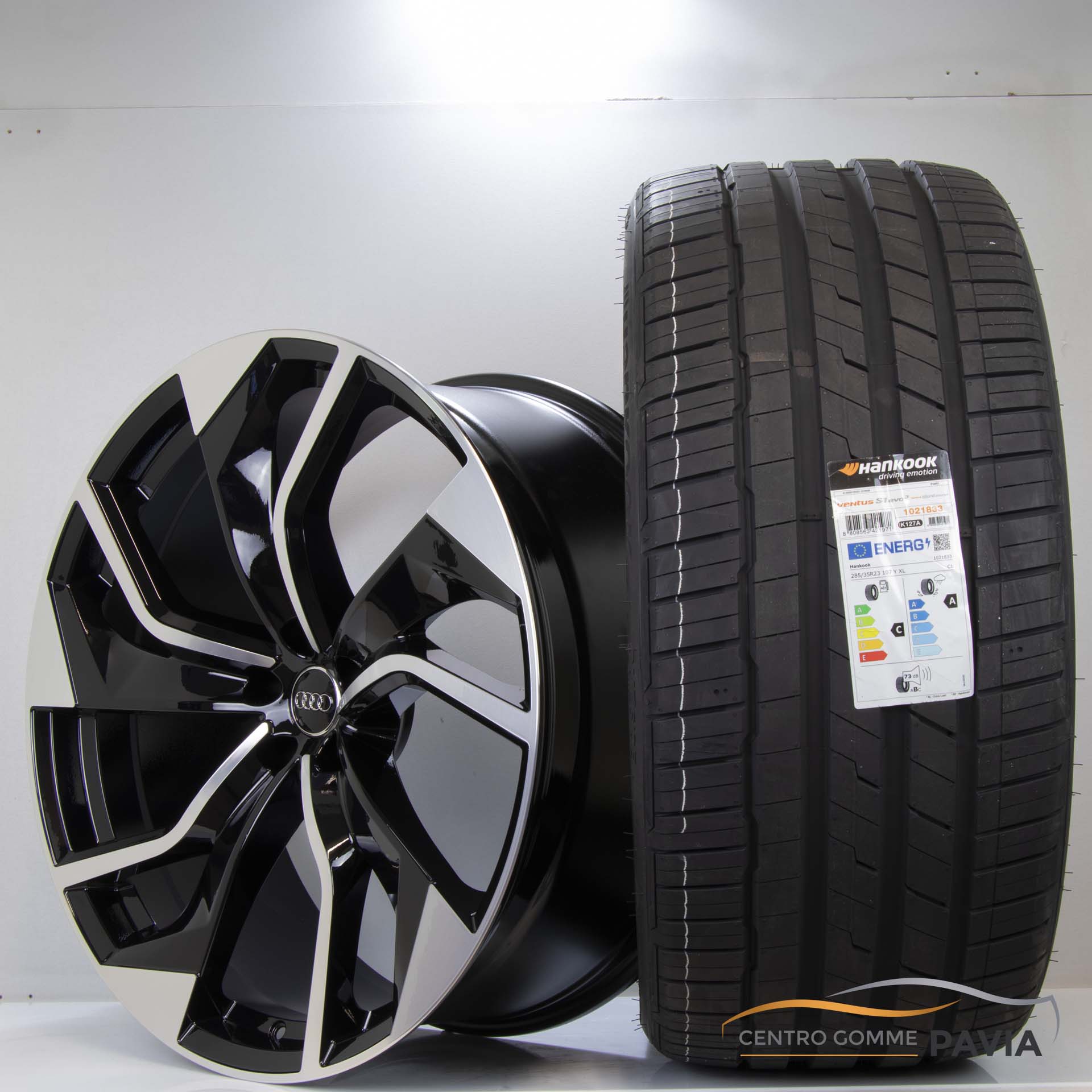 Kit completo composto da 4 pneumatici HANKOOK S1 EVO 3 SUV NUOVI, 4 cerchi in lega GMP REBEL da 23" pollici e 4 sensori di pressione TPMS. kit dedicato a AUDI Q8 / AUDI SQ8
