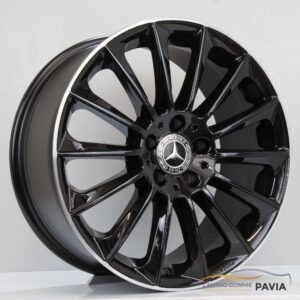 Cerchi in lega Omologati NAD dedicati a Mercedes consigliati e omologati per: Mercedes Classe A,Mercedes Classe B,Mercedes CLA