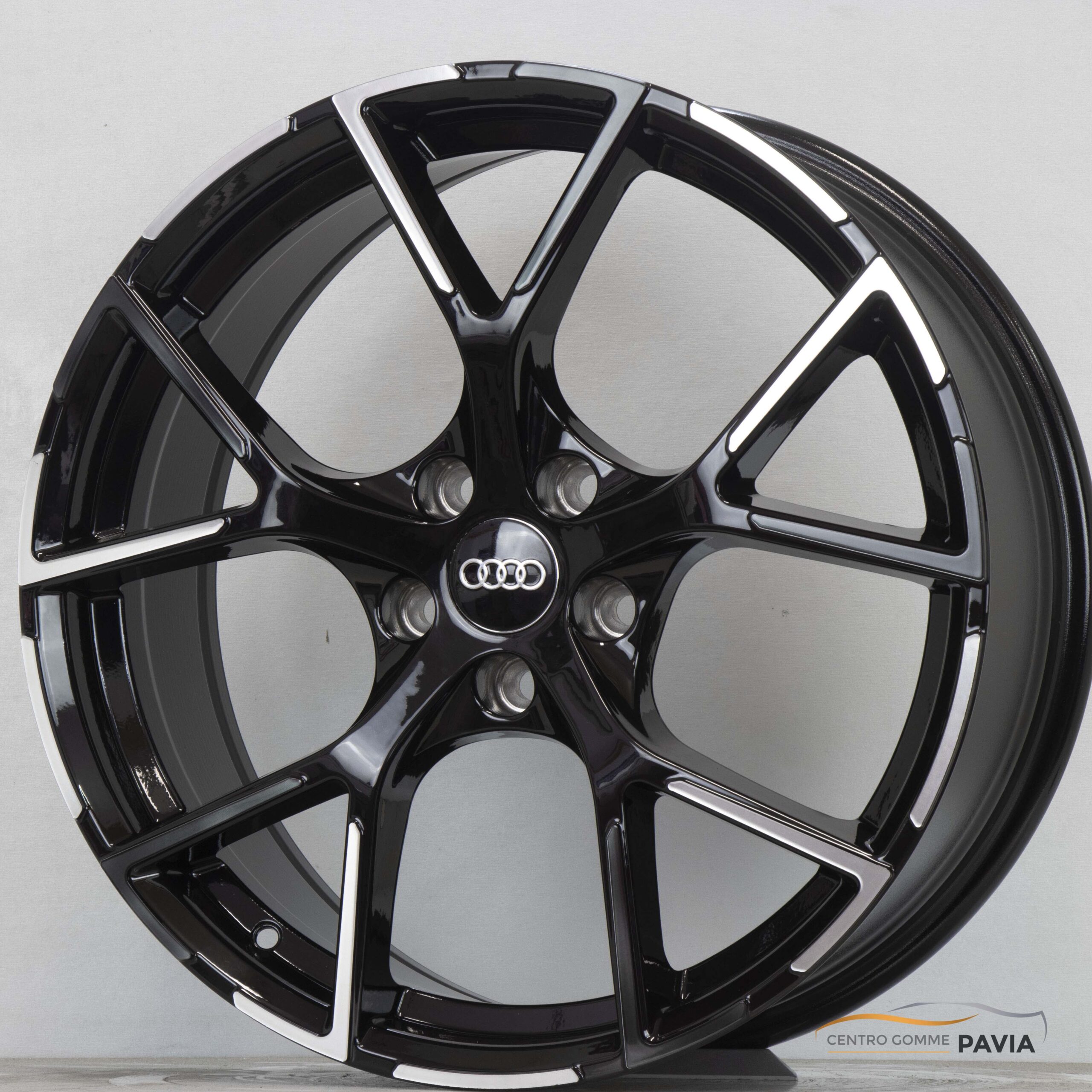 CERCHI IN LEGA ADRIA WHEELS MOD RS3 DA 19 POLLICI AUDI A3 8V 8Y