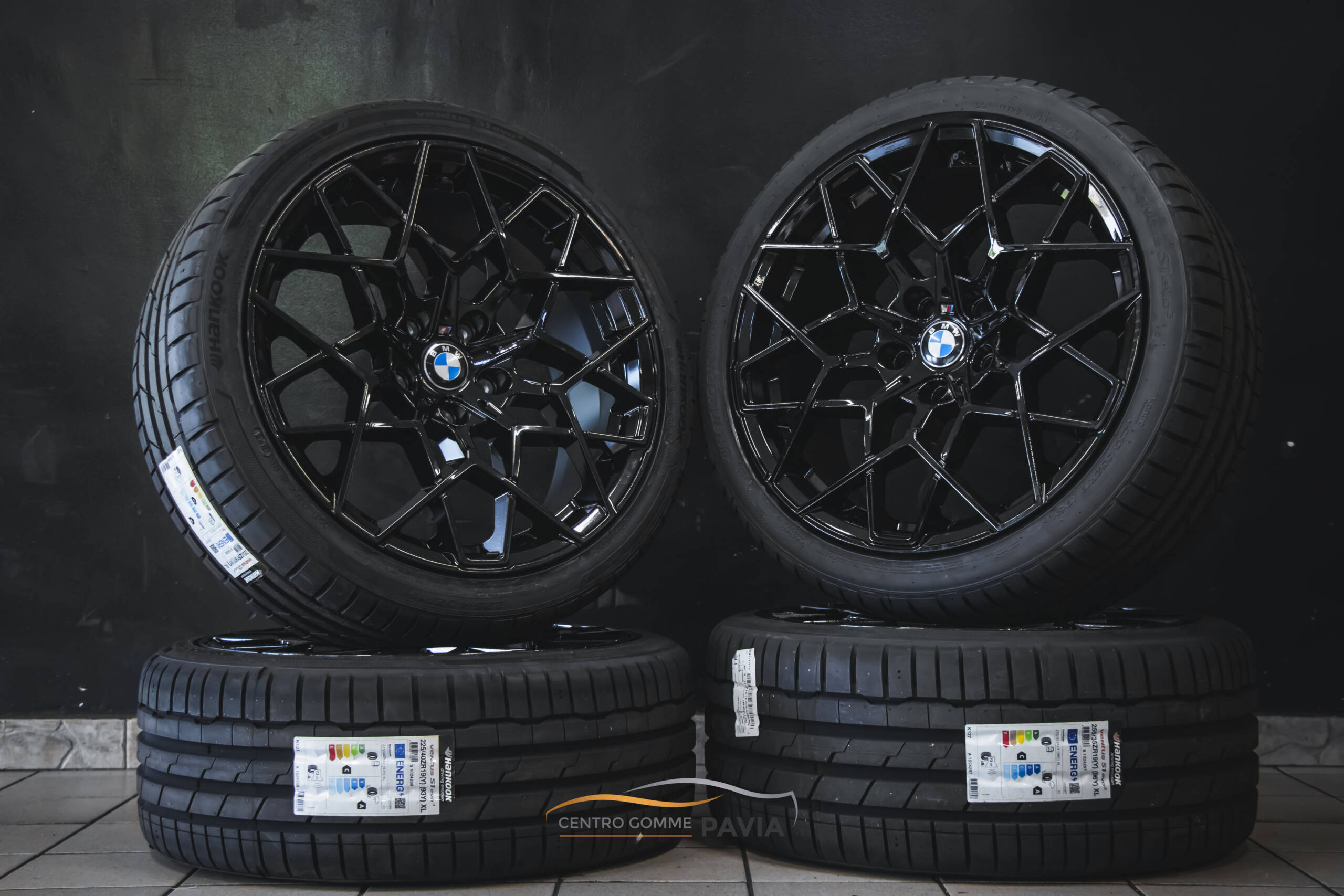 Cerchi in lega ELITE WHEELS PERFORMANCE + Pneumatici 225/40/19 - 255/35/19 Hankook Ventus S1Evo3 + Sensori di Pressione TPMS. BMW SERIE 3 BMW SERIE 5