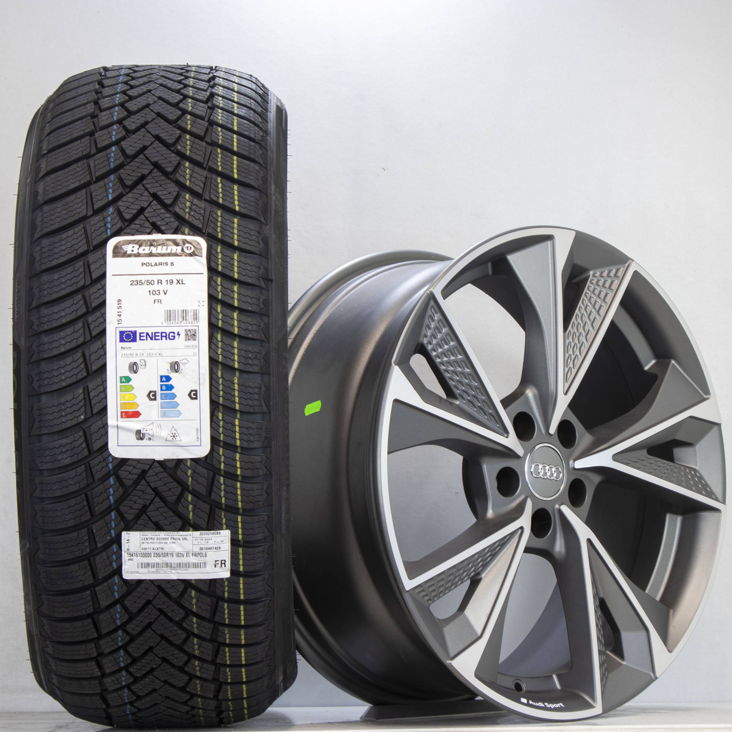 Kit completo composto da 4 pneumatici 235/50/19 BARUM POLARIS 6 INVERNali e 4 cerchi in lega ELITE WHEELS 19 POLLICI ANTRACITE DIAMANTATO EDIZIONE LIMITATA.