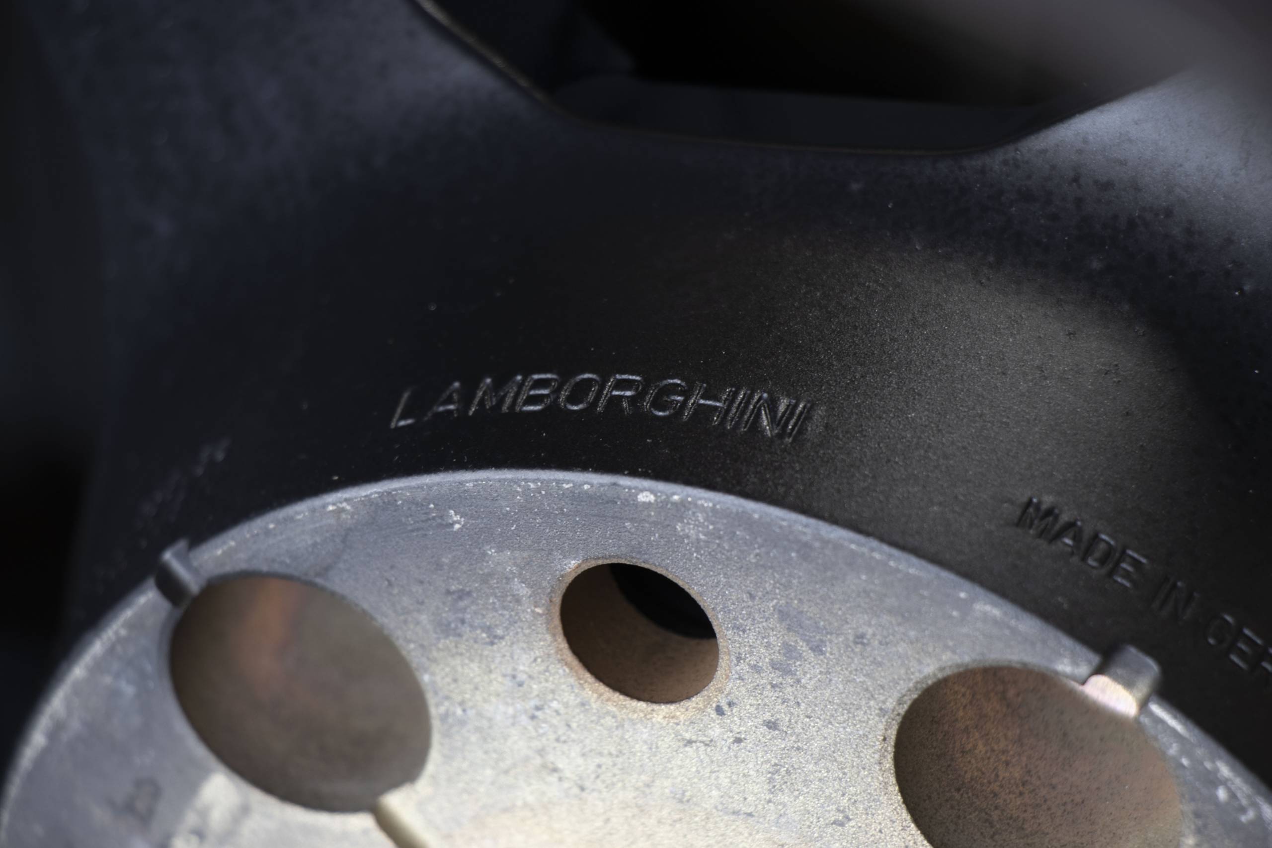 Cerchi originali Lamborghini Urus da 22 pollici e 285/40/22 325/35/22 Pirelli TrofeoR. CODICE: 4ML601025M 4ML601025L