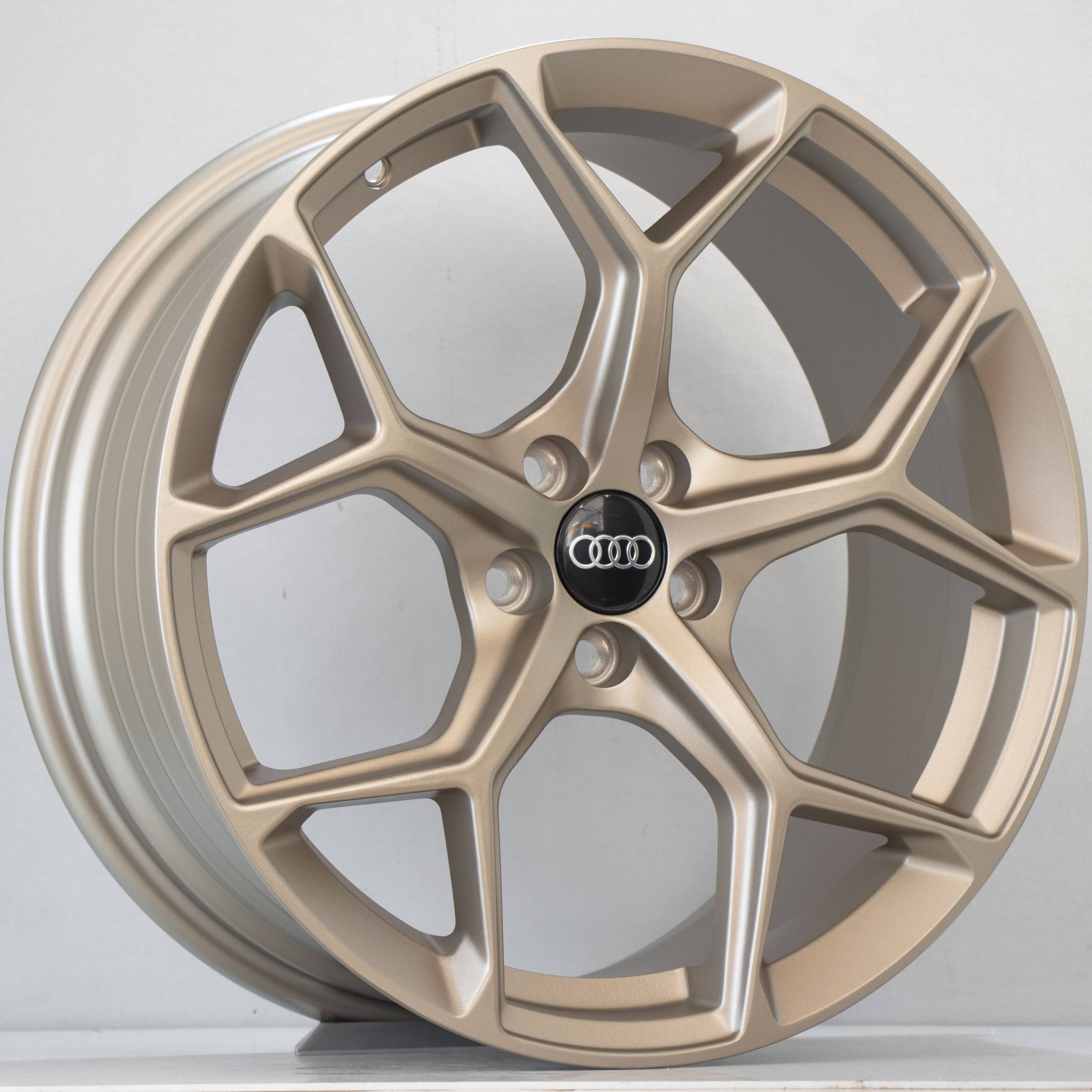 JOKA - ARONA 18" - AUDI A1 VW POLO SEAT SKODA