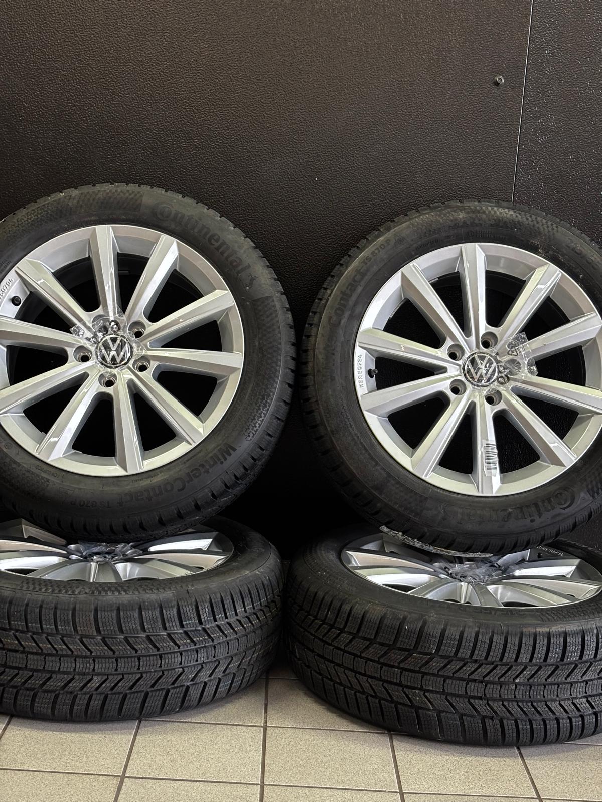 cerchi in lega originali VW T-Roc 17 2GA601025M pneumatici Continental