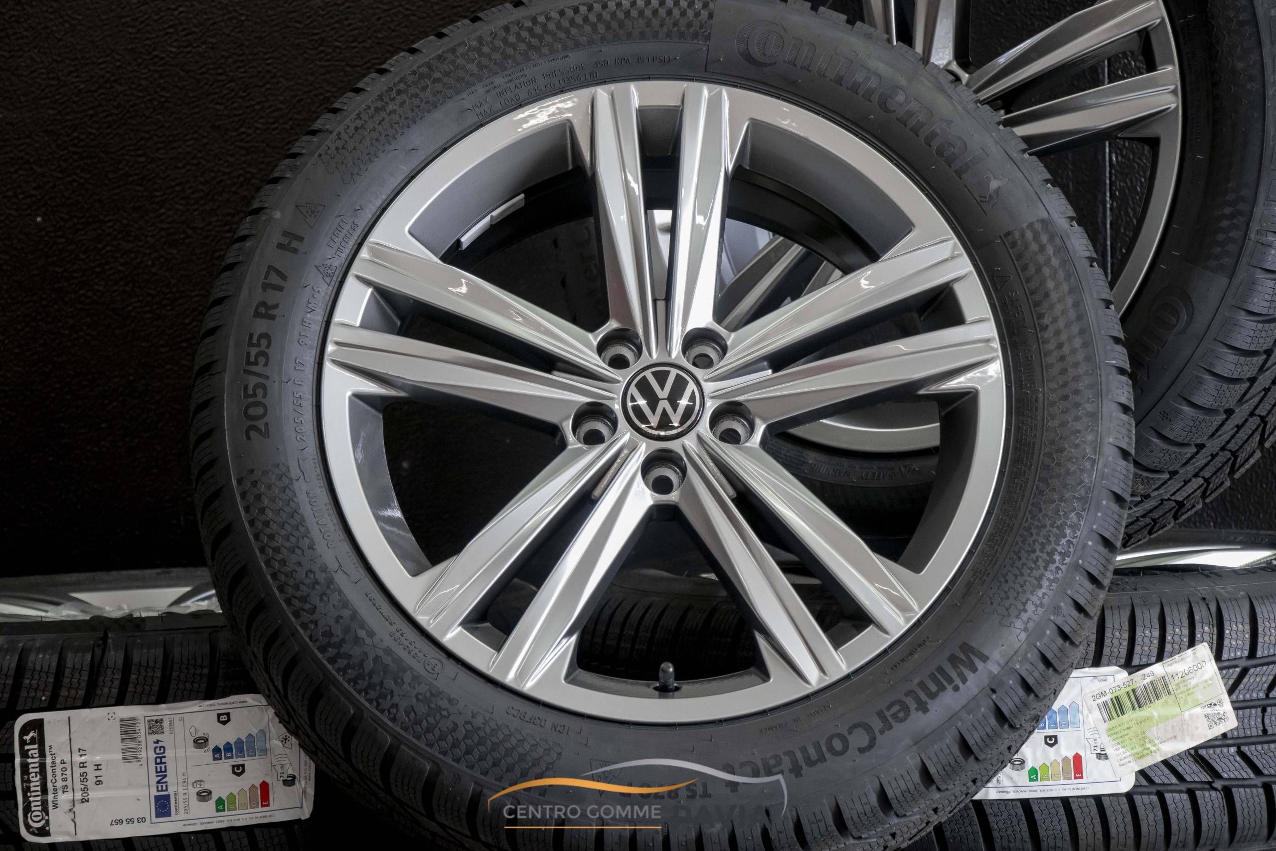 cerchi in lega originali VW T-Cross 17 2GM601025G pneumatici Continental