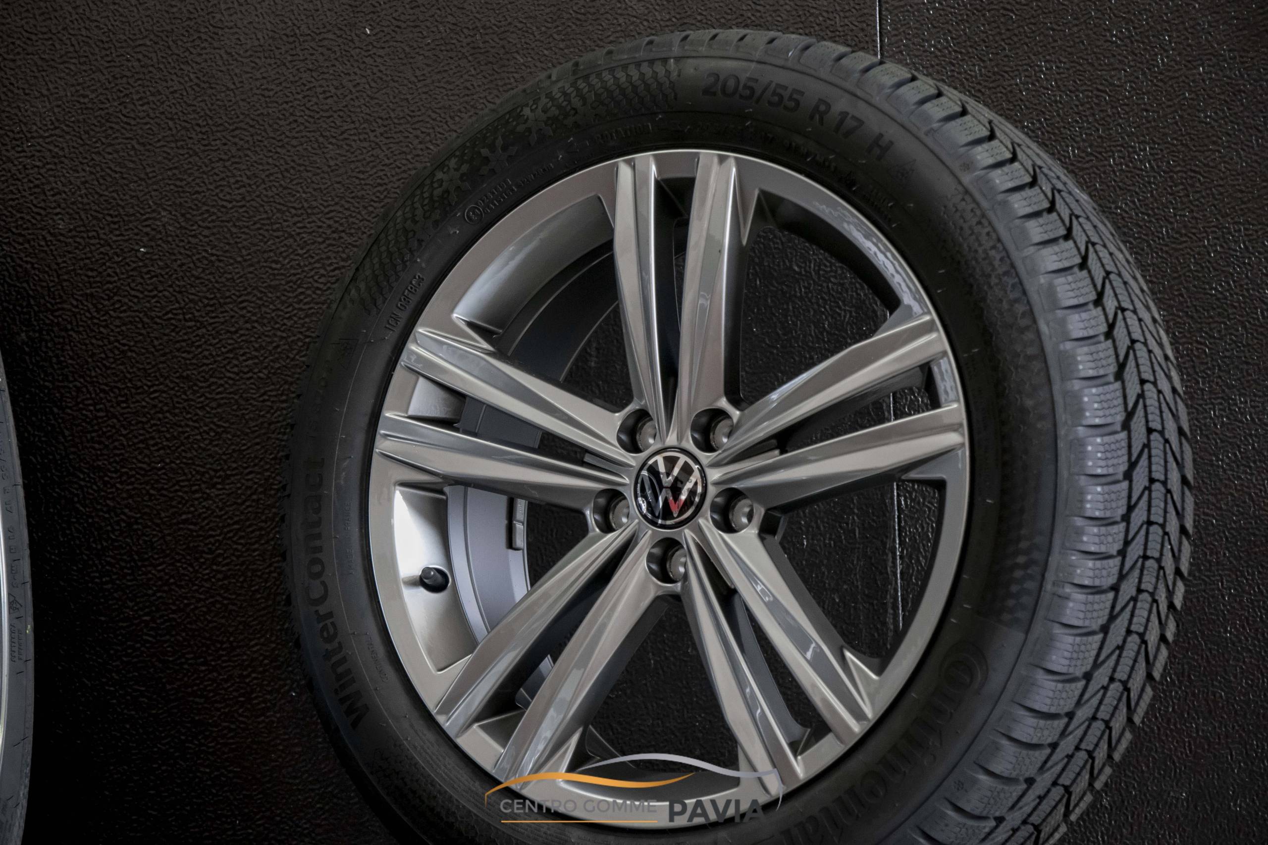 cerchi in lega originali VW T-Cross 17 2GM601025G pneumatici Continental